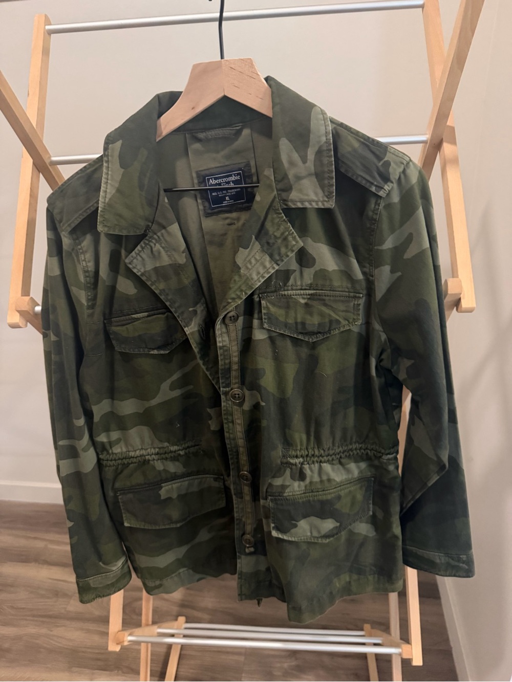 Abercrombie & Fitch Camouflage Field Jacket - Olive Green